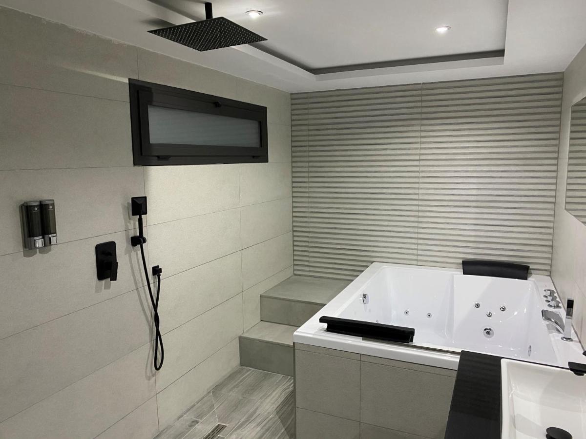 Apartamentos Las 7 Esencias Linares  Dış mekan fotoğraf