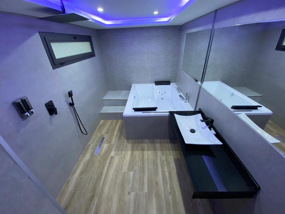 Apartamentos Las 7 Esencias Linares  Dış mekan fotoğraf