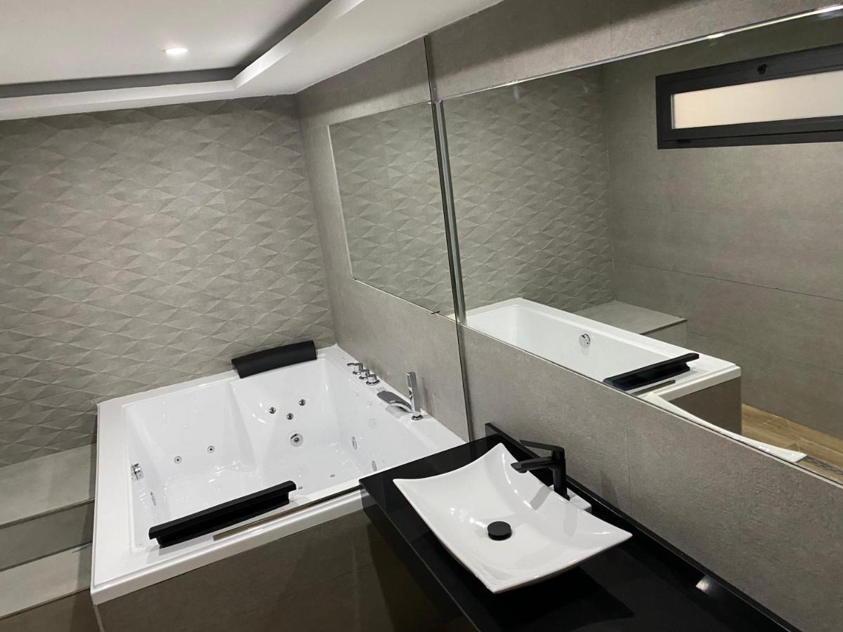 Apartamentos Las 7 Esencias Linares  Dış mekan fotoğraf