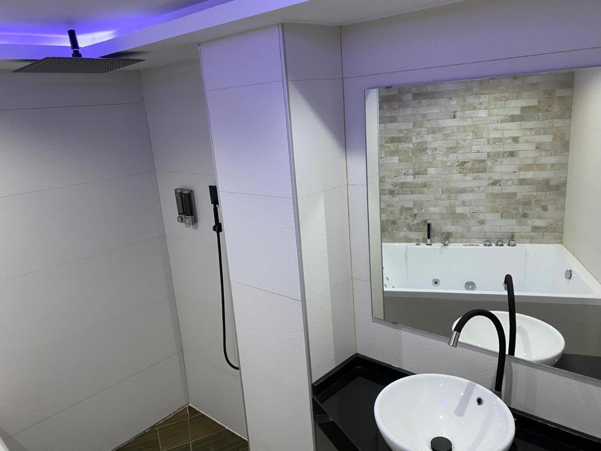 Apartamentos Las 7 Esencias Linares  Dış mekan fotoğraf